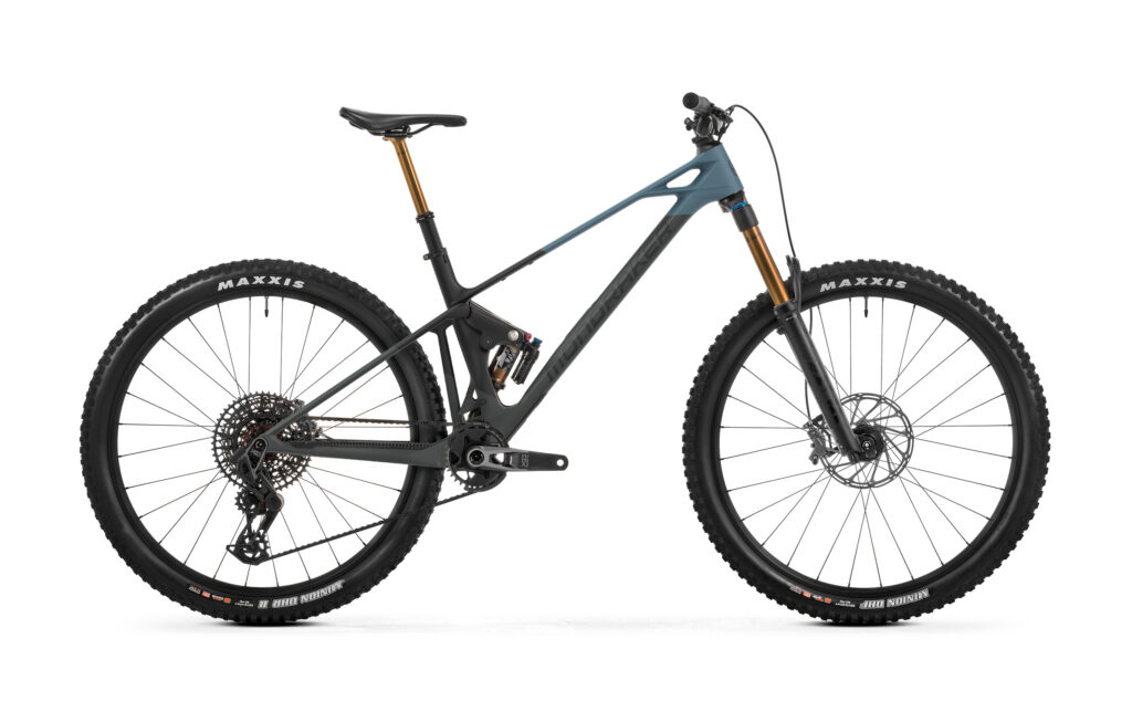 Raze Carbon RR 2026 Obsidian Grey