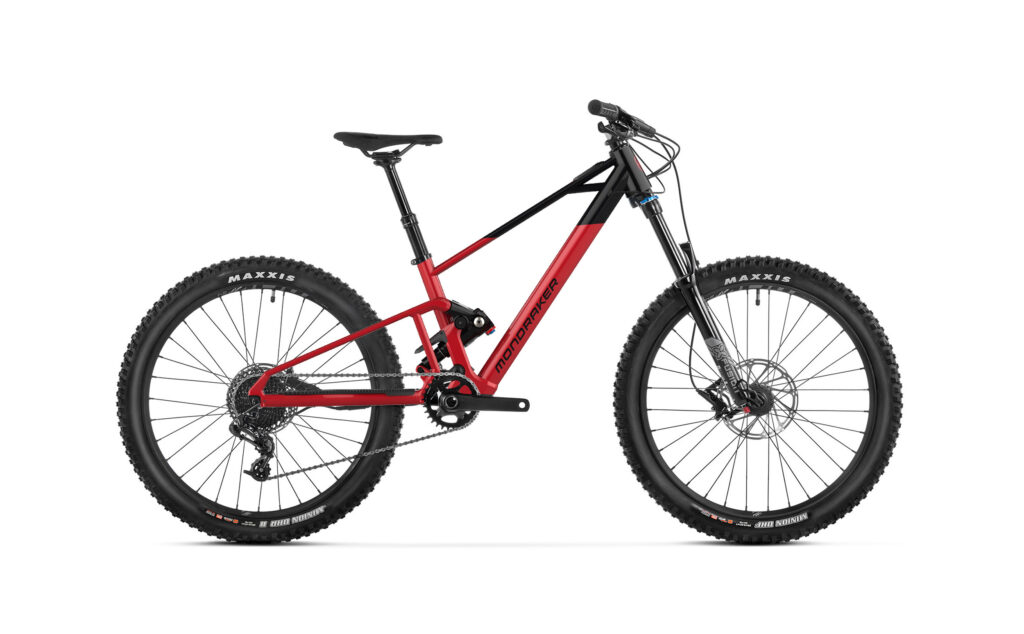 F-Play 24 2027 Rood/Zwart