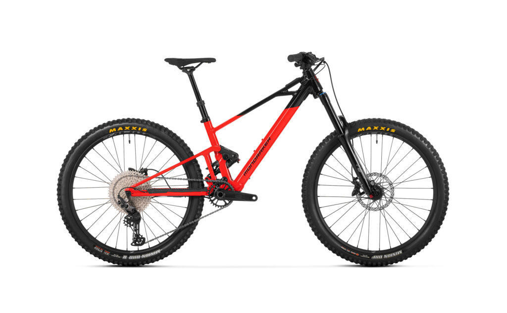 F-Play 26 2026 Rood/Zwart